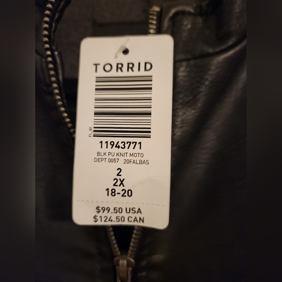 Torrid Faux Leather Collarless Moto Jacket Size 2 - Picture 5 of 8